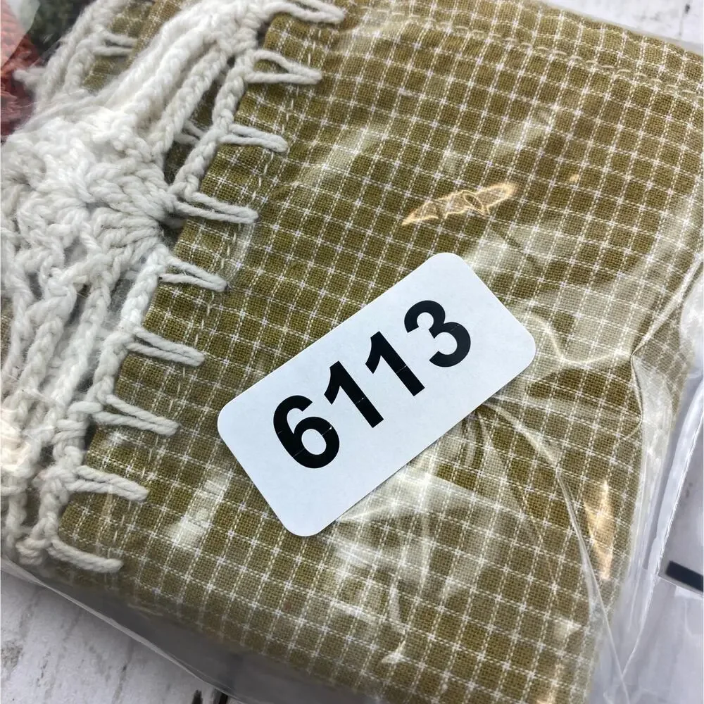 VTG 3d Crocheted Veggie & Fruit Green Edge Kitchen Hand Tea Towels - Picture 10 of 10